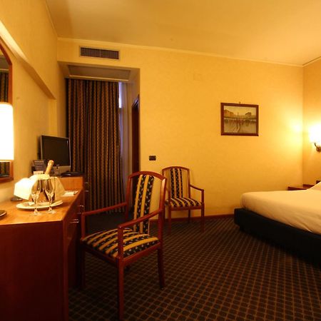 Hotel Garden Terni Ngoại thất bức ảnh