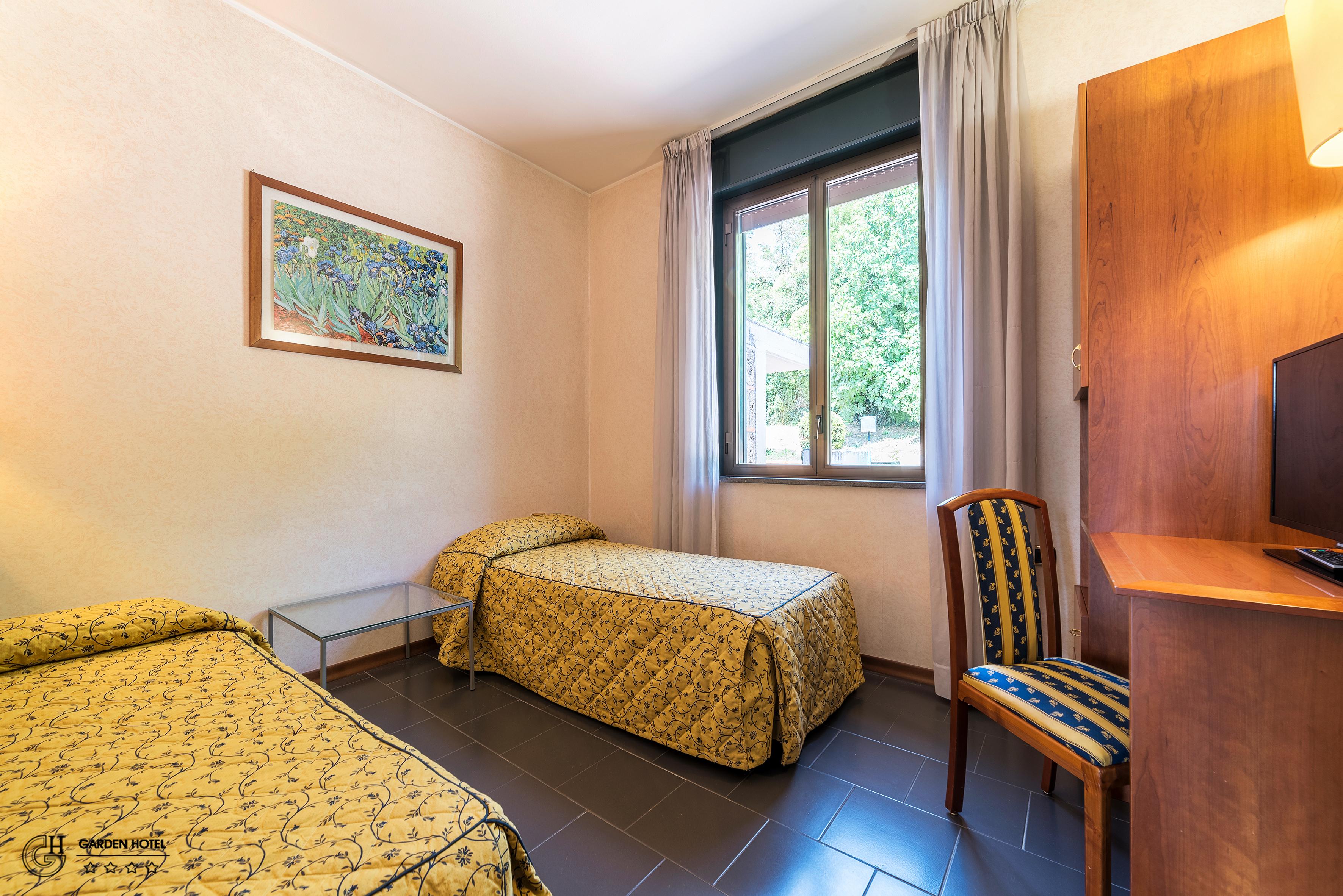 Hotel Garden Terni Ngoại thất bức ảnh