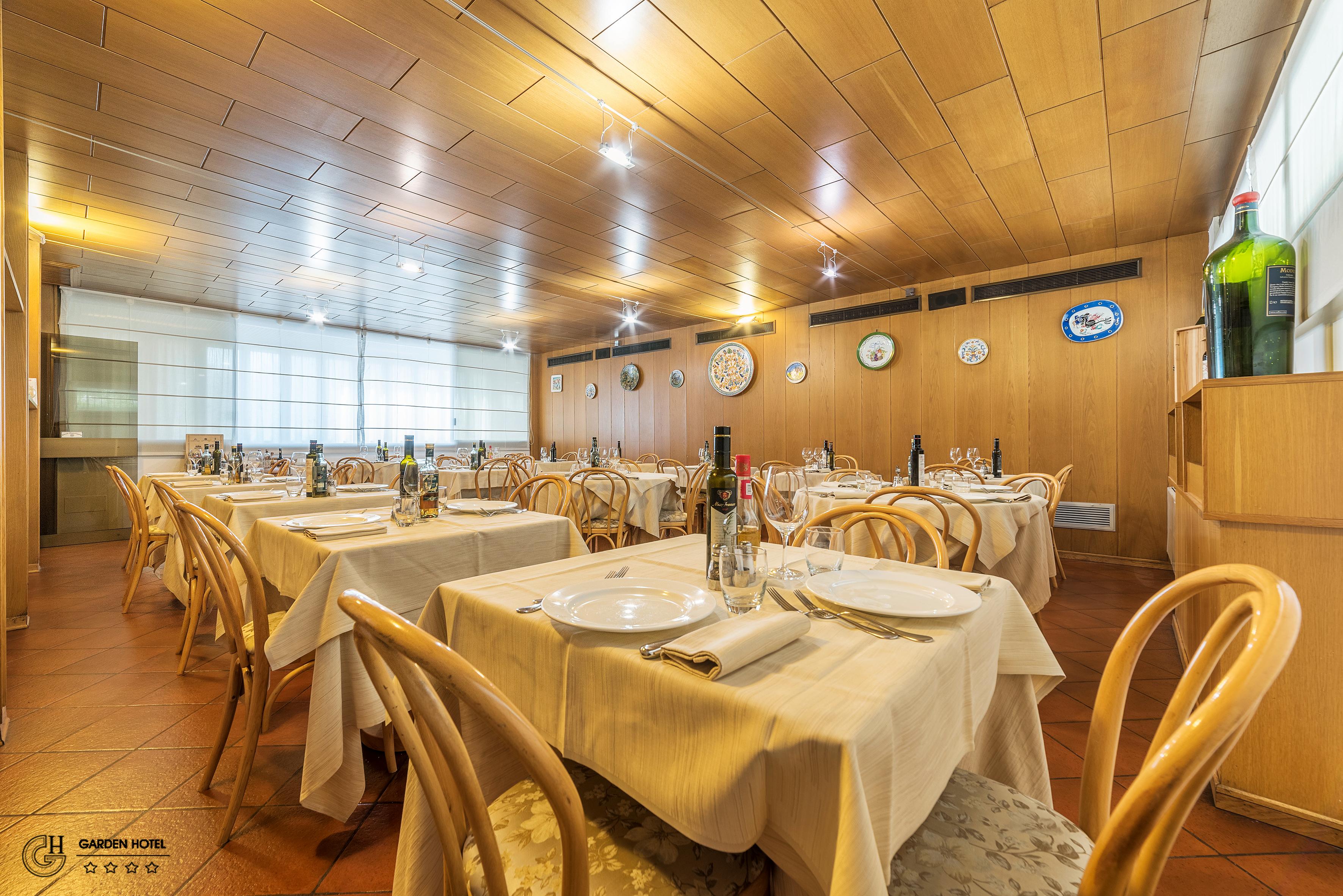 Hotel Garden Terni Ngoại thất bức ảnh