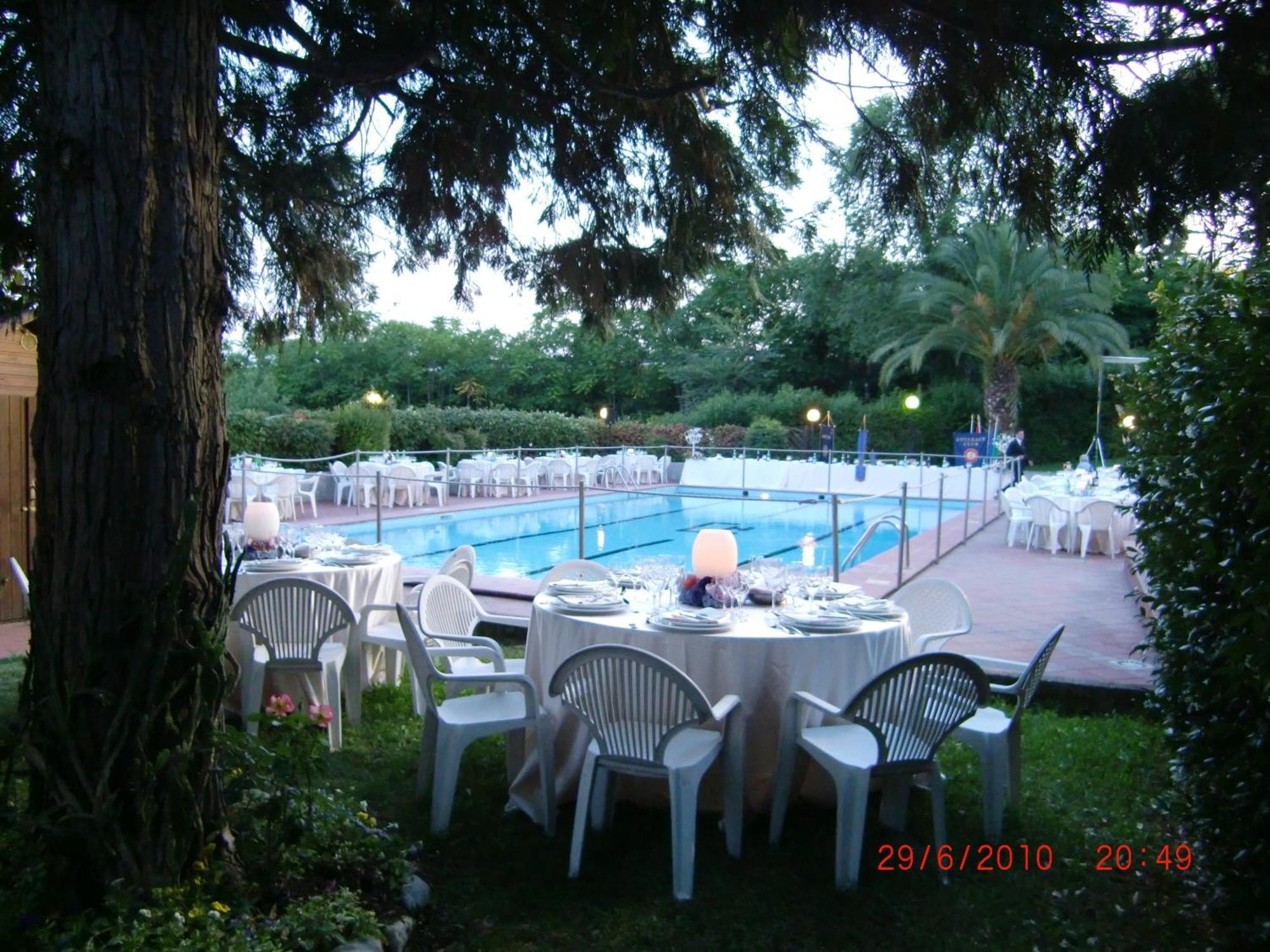 Hotel Garden Terni Ngoại thất bức ảnh