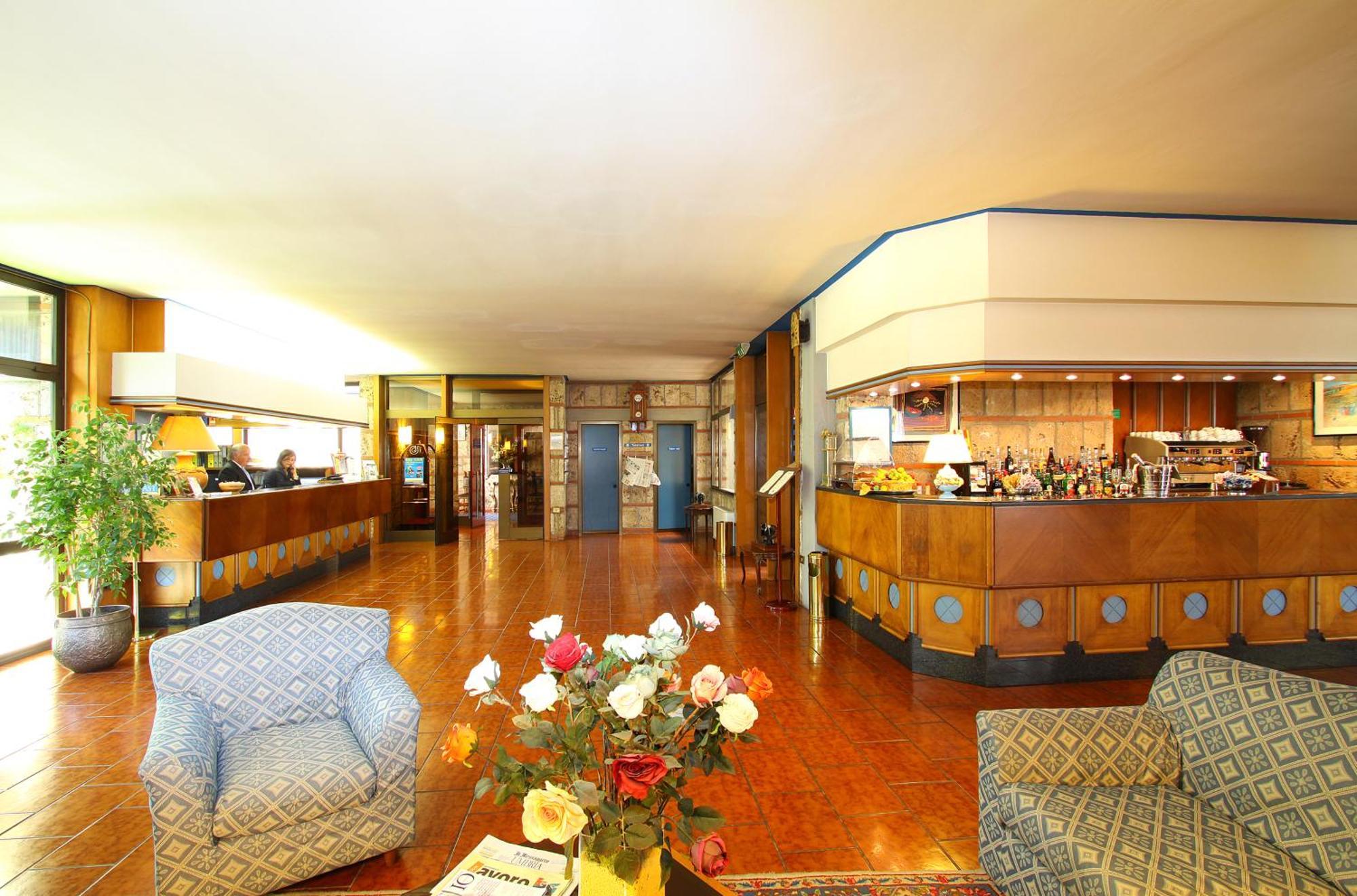 Hotel Garden Terni Ngoại thất bức ảnh