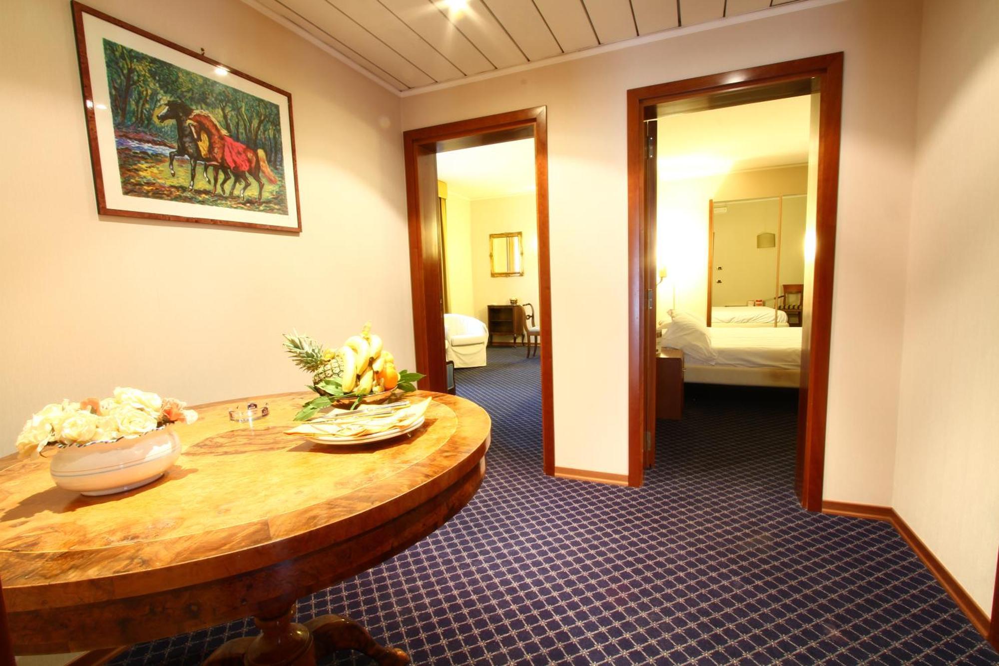 Hotel Garden Terni Ngoại thất bức ảnh